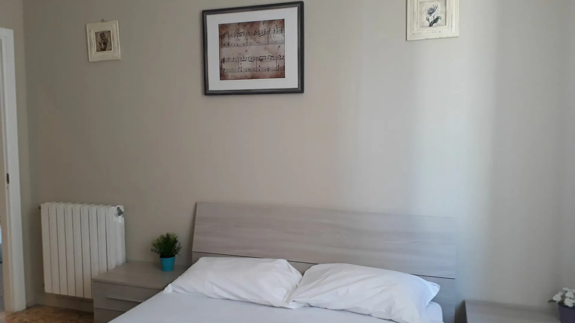 48 Airport Budget Rooms location